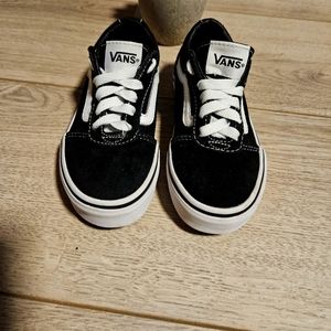 vans children's tennis shoes